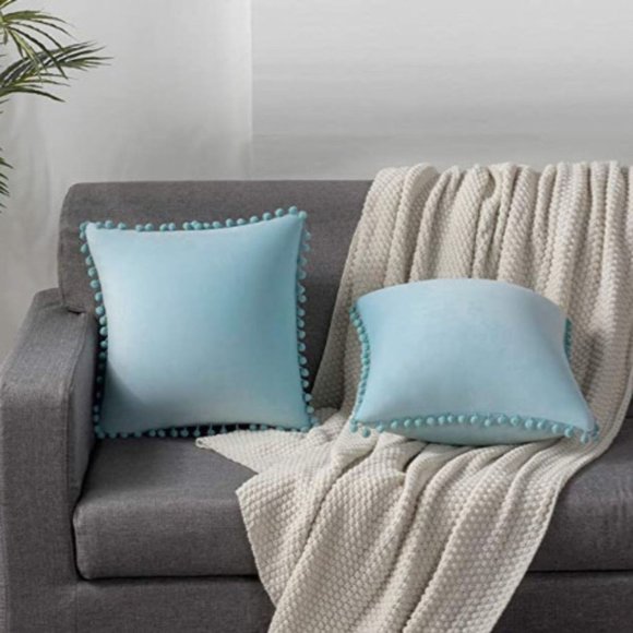 1 Set Of 2 Velvet Square Throw Pillow Covers NWT - Picture 4 of 6